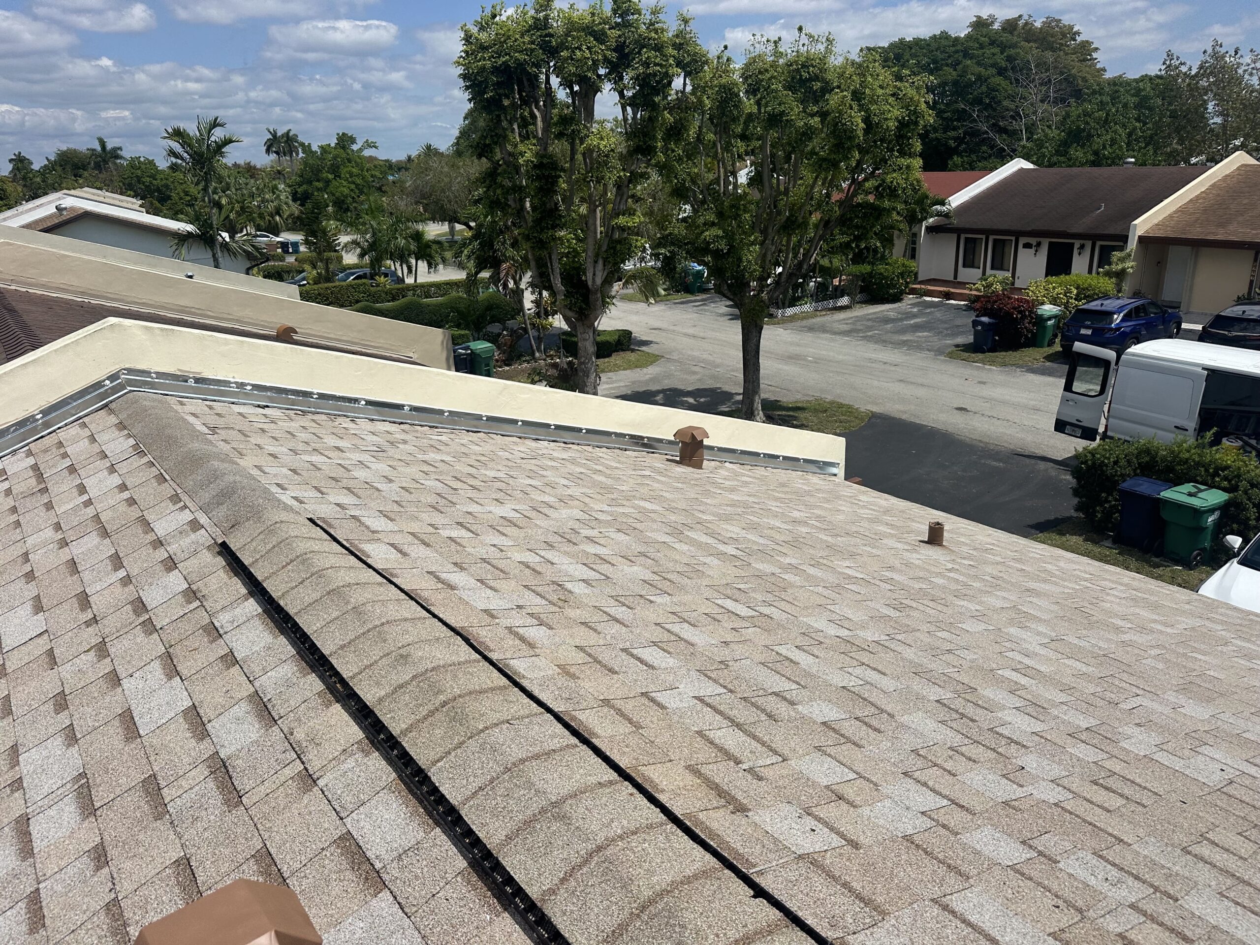 hurricane proof roof